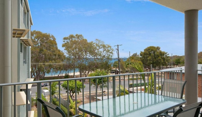 Spectacular Unit Overlooking Pumicestone Passage - Welsby Pde, Bongaree