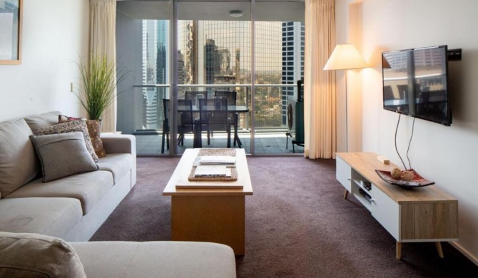 Amazing Brisbane CBD 2 Bedroom Apartment With River Views