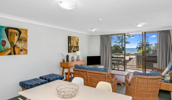 Aries Unit 5 - Beachfront Central Coolangatta