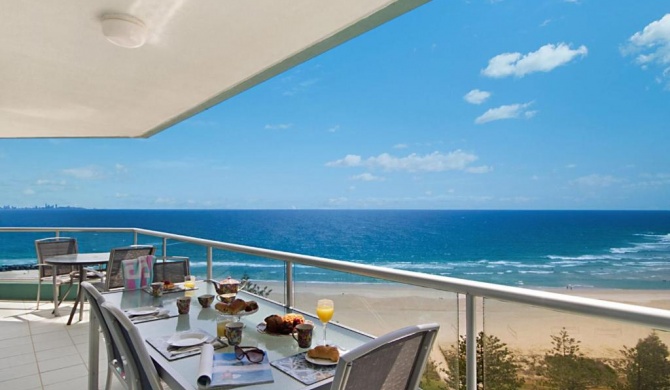 Ocean Plaza Unit 1469 - Right on Coolangatta beachfront