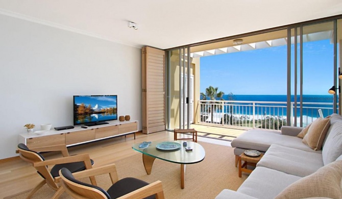 Orion Unit 7 - Luxury Apartment overlooking Snapper Rocks