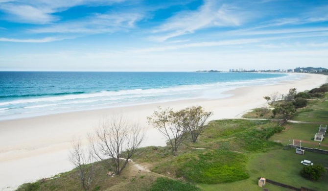 San Simeon Beachfront Apartments Tugun