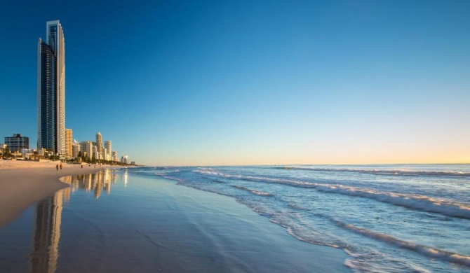 Soul Surfers Paradise 3 Bedroom Beach Apartment