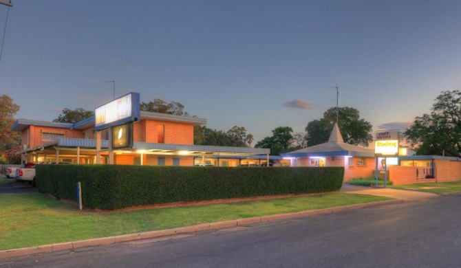 Binalong Motel