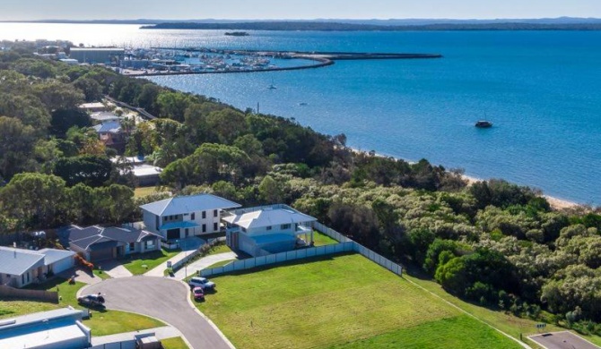 Sea breeze Esplanade, Beachfront, Close Marina Hervey Bay