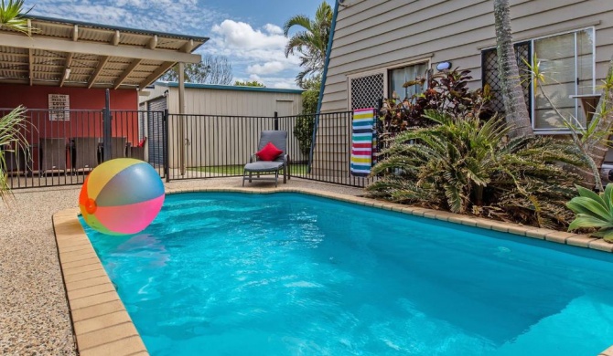 Surf Club House, Pet Friendly, Sunshine Coast, Holiday House, Marcoola