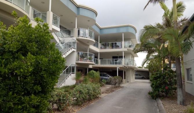 Cranbourne Court Beachside Apartments