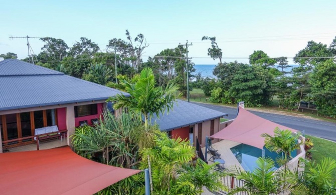 Pandanus Holiday Apartments