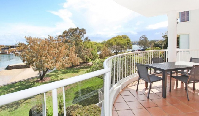 Pago Pago 4 - Two Bedroom Apartment on Mooloolaba Spit