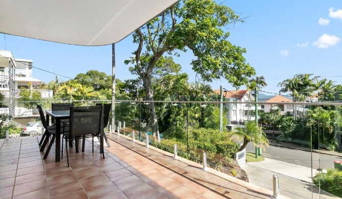 Charming Noosa Heads Apartment; Laguna Bay Views - Unit 6 Taralla 18 Edgar Bennett Avenue