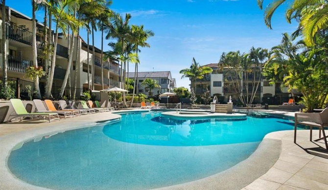 Noosa Beach Apartment on HASTING ST French quarter resort.Noosa Heads