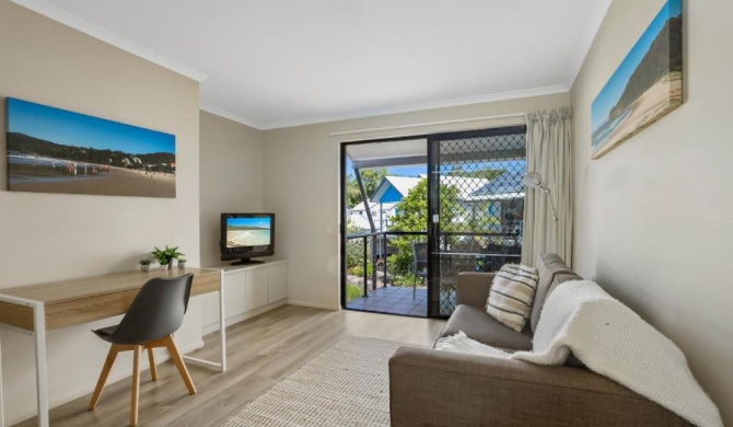 1 Bedroom Unit in 4 Star Tropical Resort in Noosaville