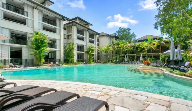 Private Apartments in the Temple Beachfront Resort Palm Cove