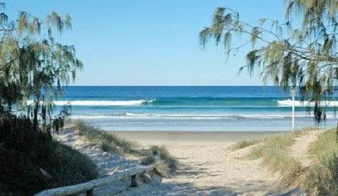 Malibu Apartment - Peregian Beach