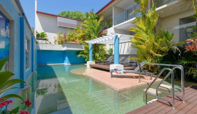 Macrossan House Boutique Holiday Apartments