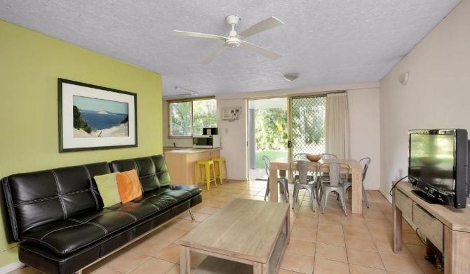 Baden 35 - Rainbow Shores, Walk To Beach, Pools, Tennis Court