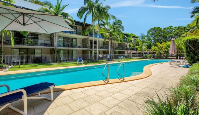 Baden 70 - Rainbow Shores, Ground Floor, Air Con, Overlooking lap pool