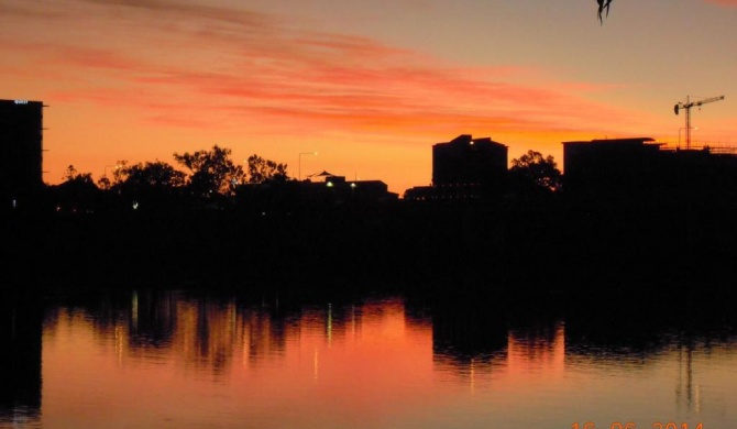 Riverside Tourist Park