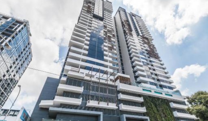 AirTrip Apartments on Merivale Street