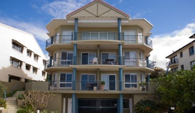Pacific Waves Apartments