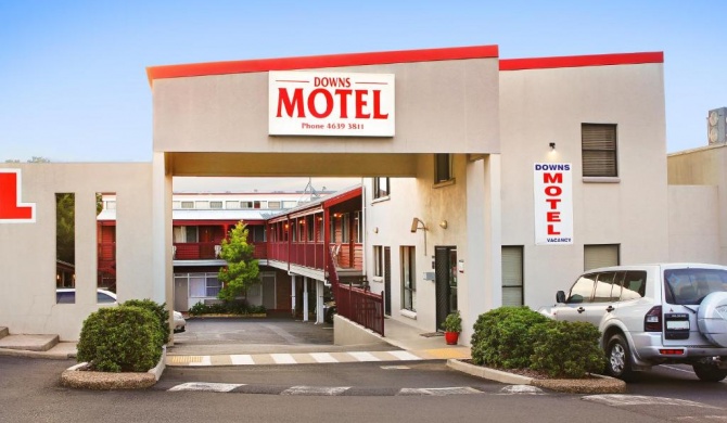 Downs Motel