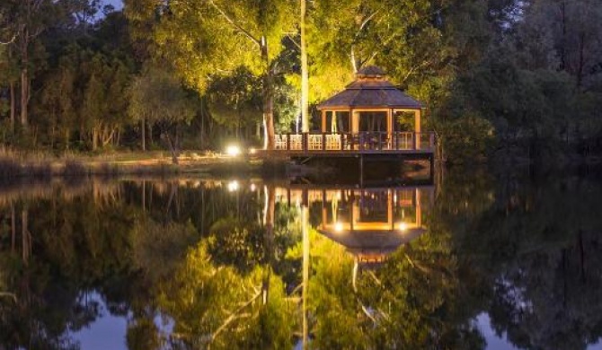 Forest Rise Chalets and Lodge