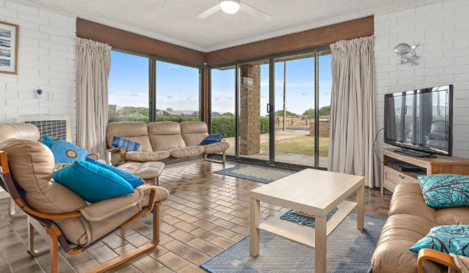 Sun & Surf Aldinga Beach Apartment