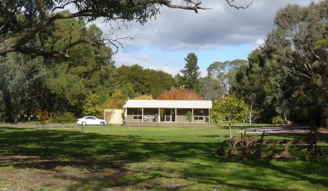 Camawald Coonawarra Cottage B&B