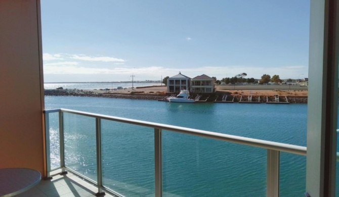 Wallaroo Marina Executive Apartments